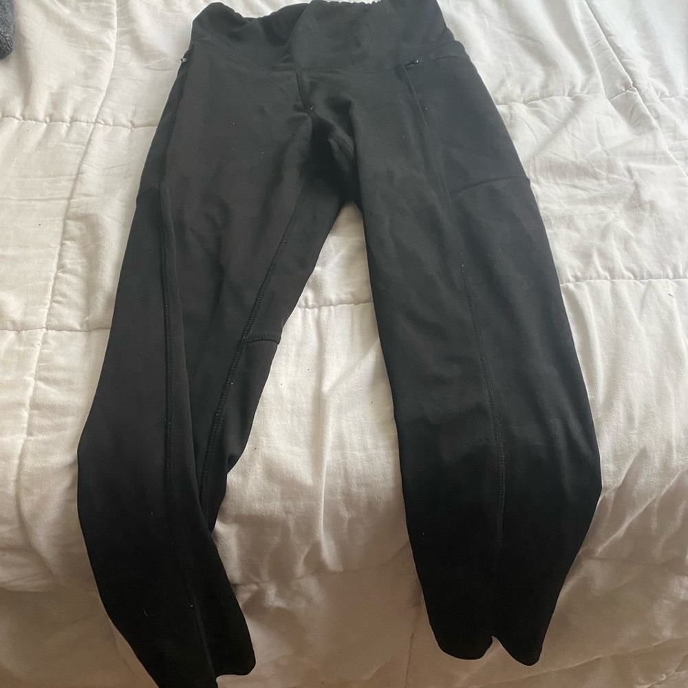 black camo leggings with pockets